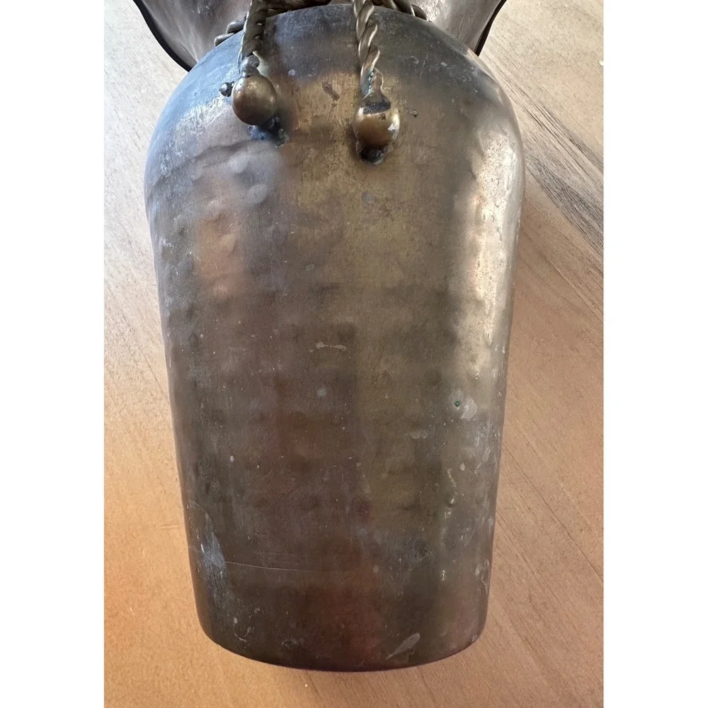 Vintage Hammered Brass Vase Ruffled Scalloped Rim Twisted Rope Detail 9‎ Inch